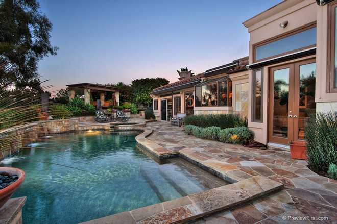 Photo #1