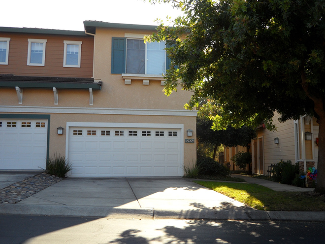 photo 1 of 22769 Canyon Terrace Dr # 4, Castro Valley, CA 94552