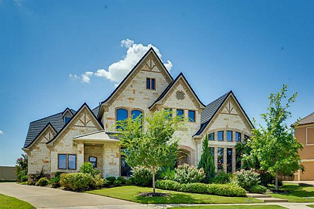 photo 1 of 2166 Kimbrough Dr, Irving TX 75038