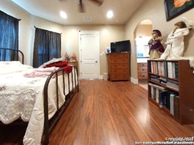 Photo #6
