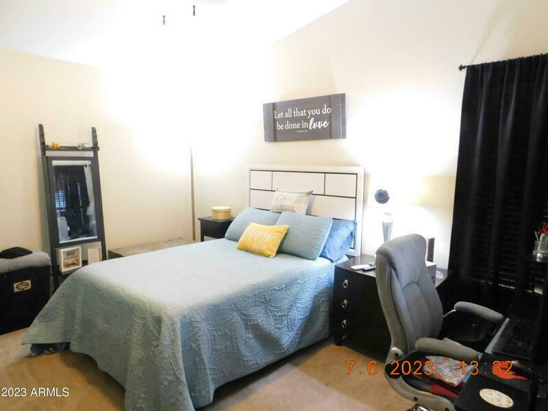 Photo #5