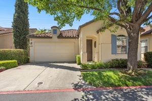 photo 1 of 1089 Marseille Ln, Roseville, CA 95747