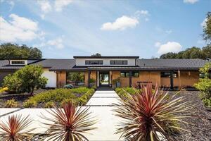 photo 1 of 8010 Mount Vernon Rd, Auburn, CA 95603