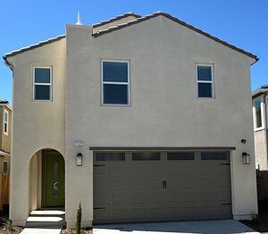 photo 1 of 1122 Elevations Way W, Madera, CA 93636