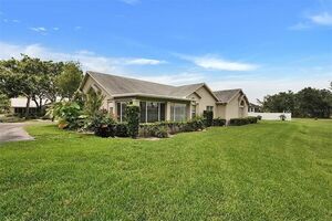 photo 1 of 1112 Golfview Woods Dr #1112, Sun City Center, FL 33573