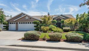 photo 1 of 2232 Howard St, Kingsburg, CA 93631
