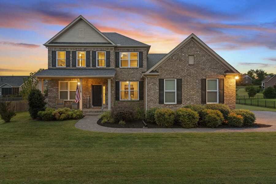 photo 1 of 310 Dandelion Dr, Lebanon, TN 37087