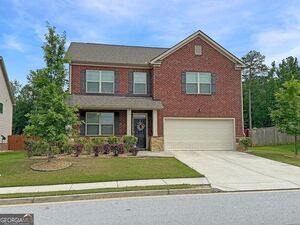 photo 1 of 3062 Hawthorn Farm Blvd, Loganville, GA 30052