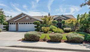 photo 1 of 2232 Howard St, Kingsburg, CA 93631