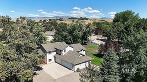 photo 1 of 2700 N Showcase Pl, Eagle, ID 83616
