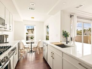photo 1 of 1419 Hornblend St APT 3, San Diego, CA 92109