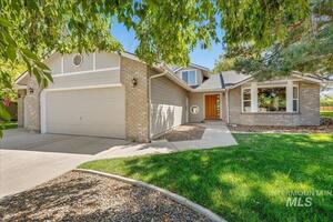photo 1 of 4808 N Fieldcrest Pl, Boise, ID 83704