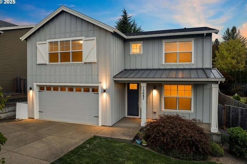 photo 1 of 13087 SE Gateway Dr, Happy Valley, OR 97086