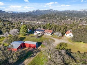 photo 1 of 44800 Ahwahnee Acres Rd, Ahwahnee, CA 93601