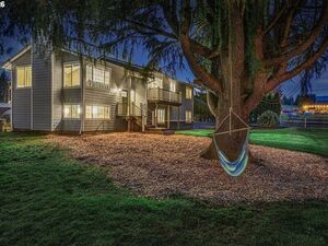 photo 1 of 24165 S Brockway Rd, Oregon City, OR 97045