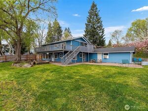 photo 1 of 1220 S Webb Place, East Wenatchee, WA 98802