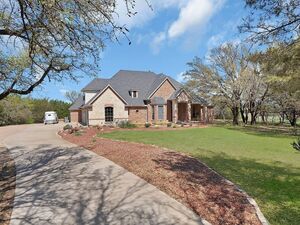 photo 1 of 2526 Hayley Dr, Weatherford, TX 76085