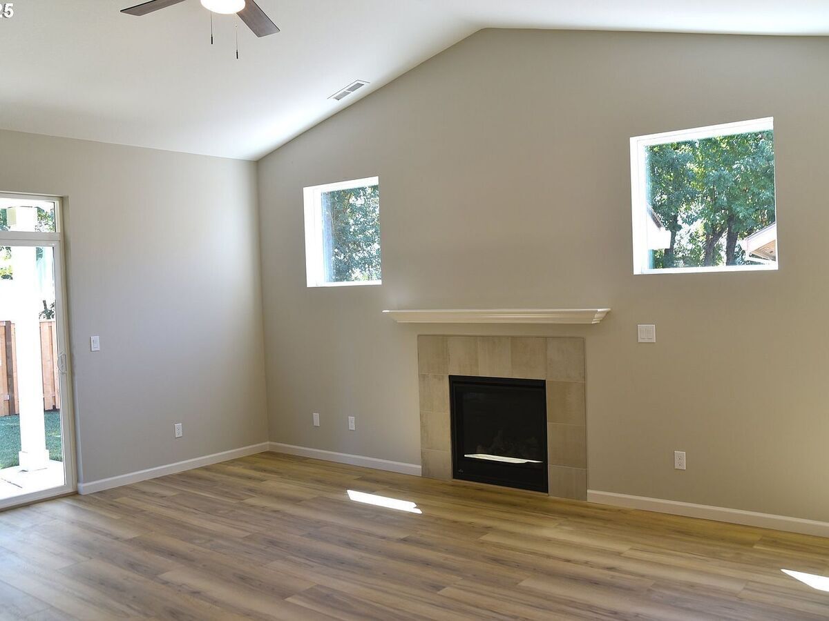 Photo #5