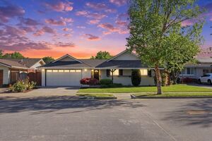 photo 1 of 802 W Knickerbocker Dr, Sunnyvale, CA 94087