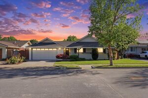 photo 1 of 802 W Knickerbocker Dr, Sunnyvale, CA 94087