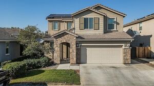 photo 1 of 3549 Taylor Ln, Clovis, CA 93619