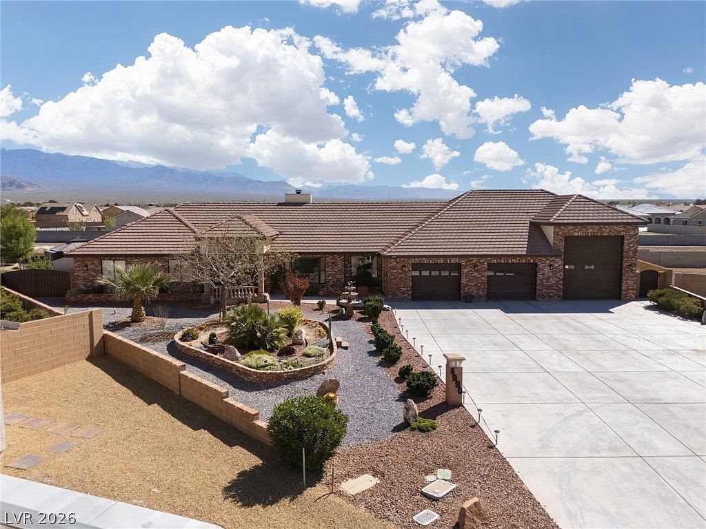 photo 1 of 4990 Marywood Ct, Pahrump, NV 89061