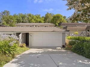 photo 1 of 3118 Via De Caballo, Encinitas, CA 92024