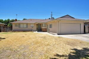 photo 1 of 5455 N Bond St, Fresno, CA 93710