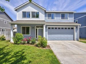 photo 1 of 2865 SW Indian Pl, Redmond, OR 97756