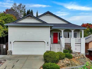 photo 1 of 12280 Westwood Dr, Auburn, CA 95603