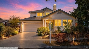 photo 1 of 950 Wright St, Santa Rosa, CA 95404