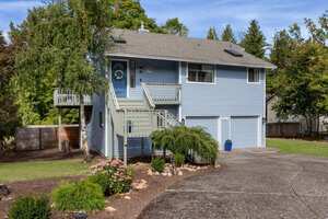 photo 1 of 8411 SE Clatsop Ct, Portland, OR 97266