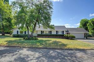 photo 1 of 13924 Ridge Rd, Sutter Creek, CA 95685