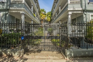 photo 1 of 2127 NW Irving St #301, Portland, OR 97210