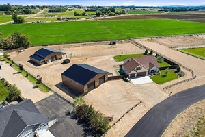 photo 1 of 25810 Chandler Dr, Wilder, ID 83676