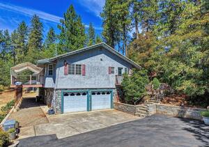photo 1 of 18135 Quail Mountain Ct, Applegate, CA 95703