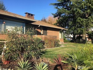 photo 1 of 7767 Beacon Ave S, Seattle, WA 98118
