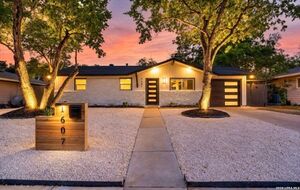 photo 1 of 1607 WHELESS LN, Austin, TX 78723