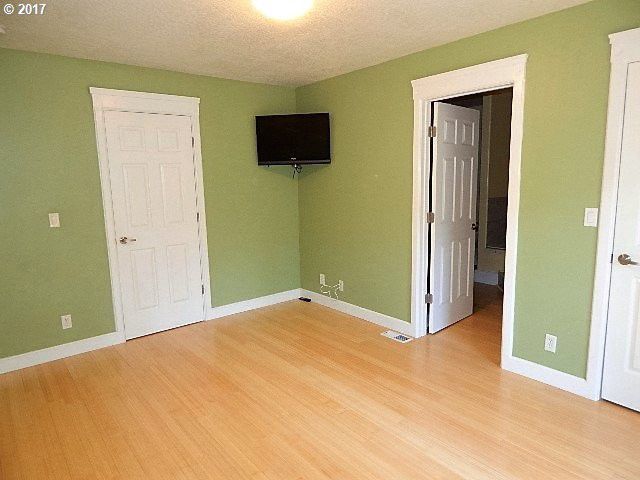Photo #3