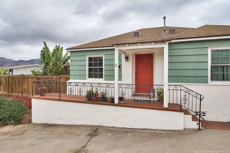 Photo #1