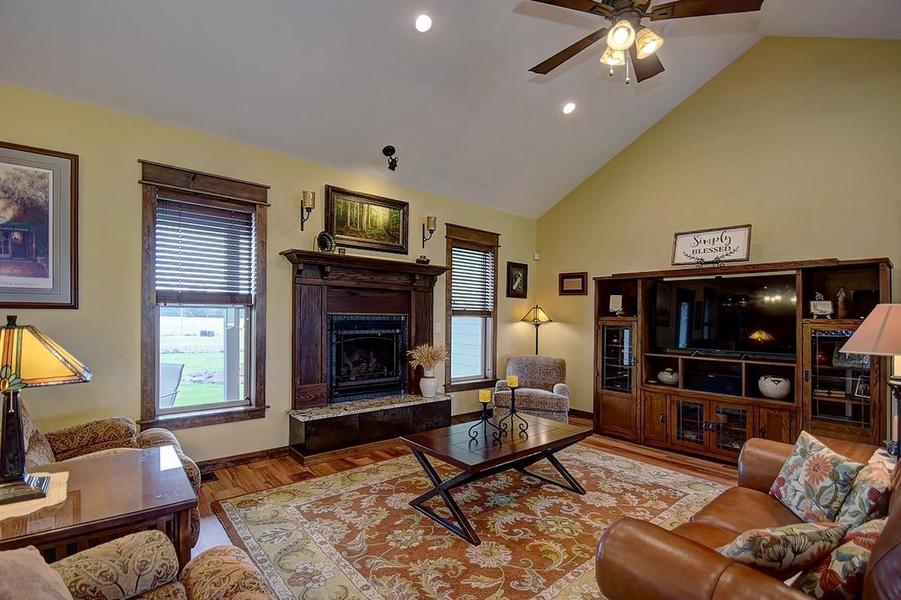 Photo #2