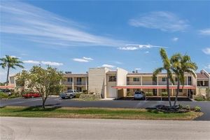 photo 1 of 4541 SE 5th Pl Apt 104, Cape Coral, FL 33904