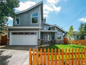 photo 1 of 465 E Arlington St. Gladstone, Oregon 97027