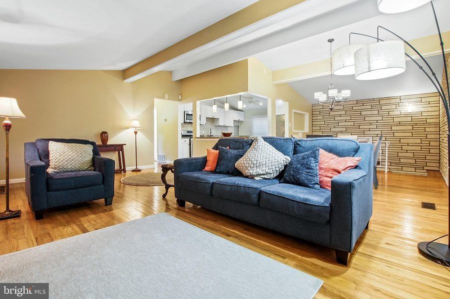 Photo #2