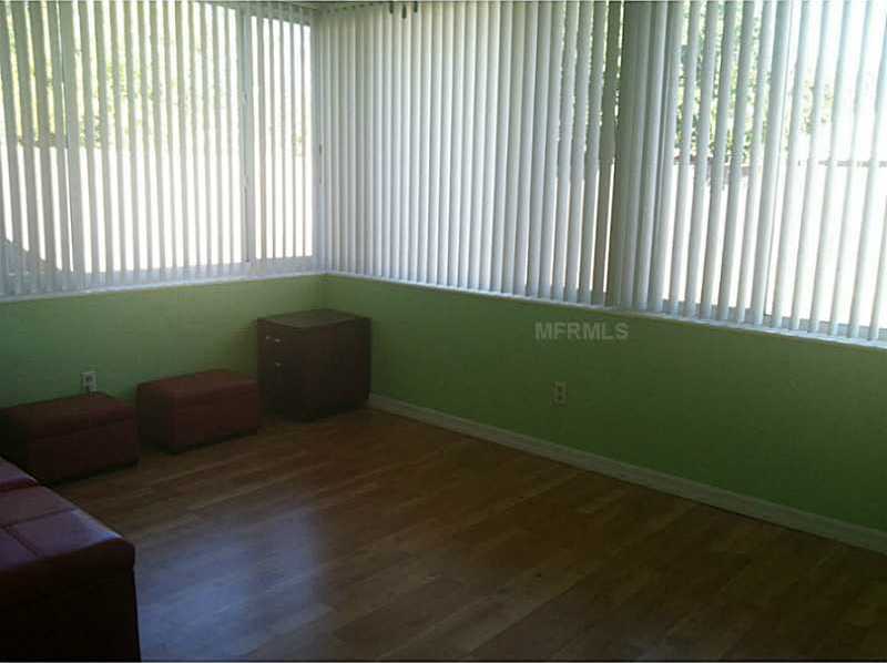 Photo #6