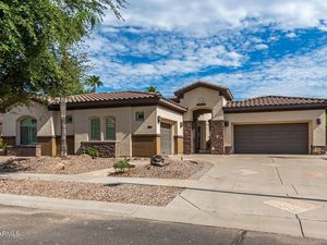 photo 1 of 4647 E Reins Rd, Gilbert, AZ 85297